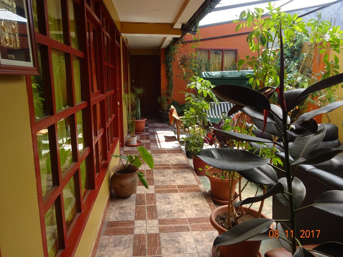 Wasi Away Hostel Ollantaytambo Luaran gambar