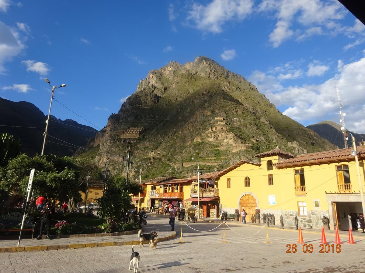 Wasi Away Hostel Ollantaytambo Luaran gambar