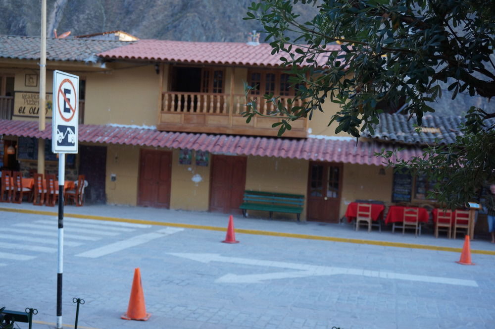 Wasi Away Hostel Ollantaytambo Luaran gambar