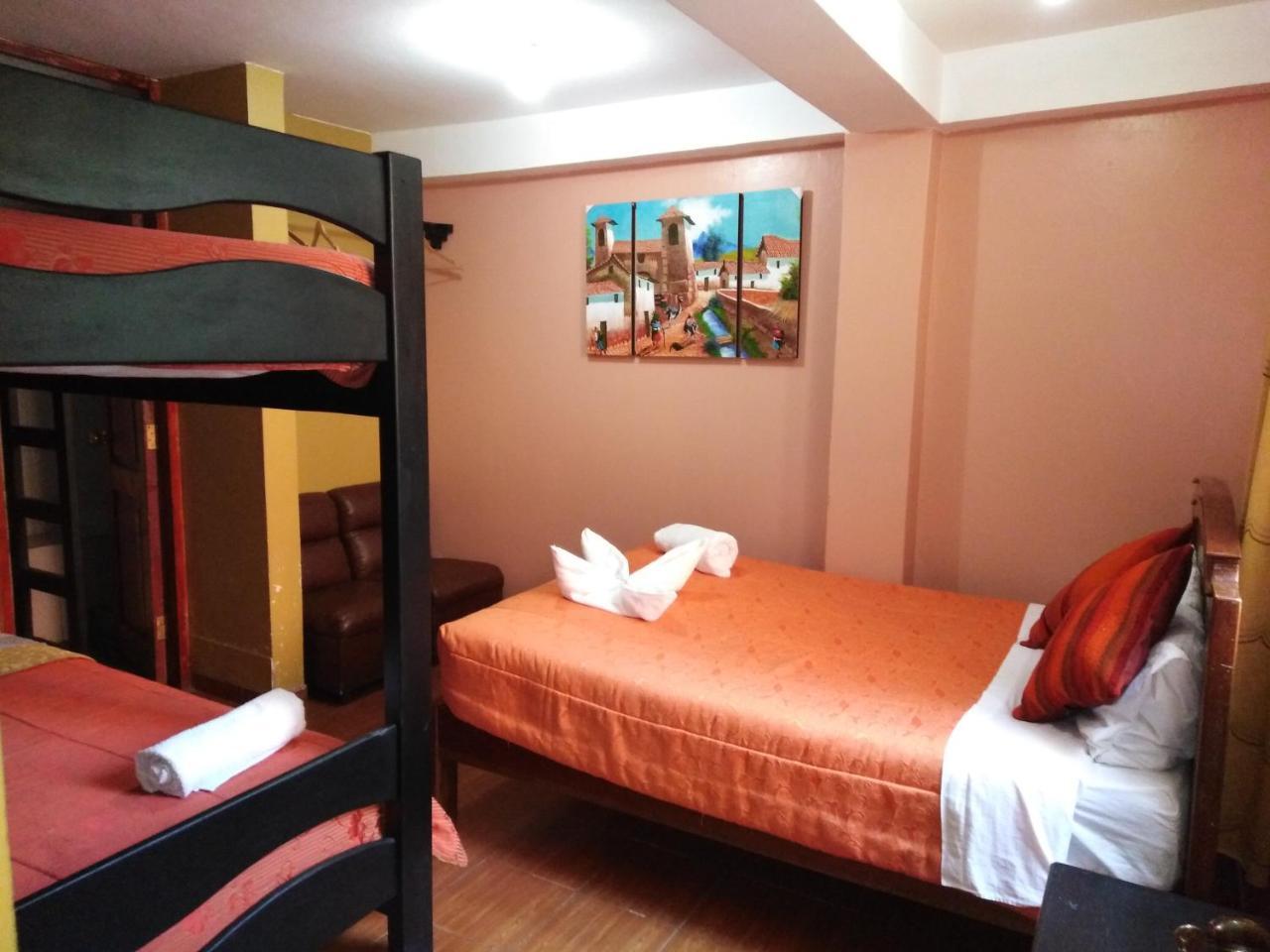 Wasi Away Hostel Ollantaytambo Luaran gambar